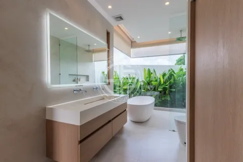Chalet de 4 dormitorios en Phuket, Tailandia № 190751 - foto 15