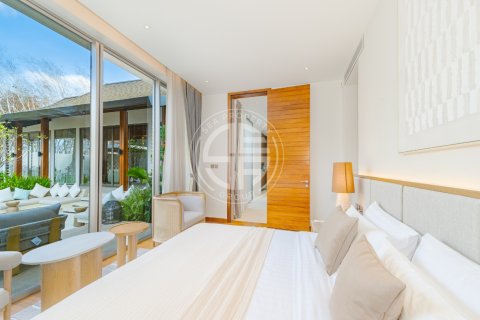 Chalet de 3 dormitorios en Phuket, Tailandia № 190746 - foto 14