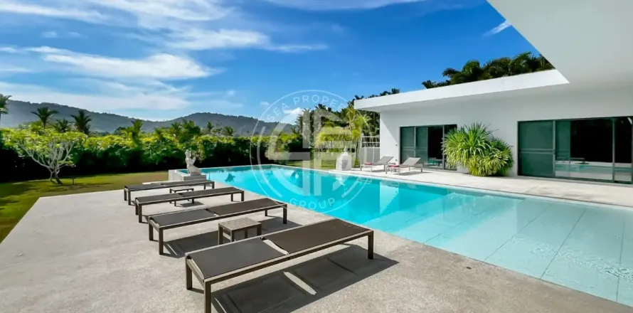 Chalet de 4 dormitorios en Nai Harn Beach, Tailandia № 190749