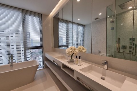 Condominio de 2 dormitorios en Watthana, Bangkok, Tailandia № 133922 - foto 9