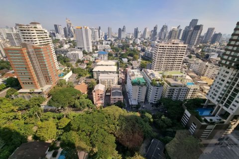 Condominio de 2 dormitorios en Watthana, Bangkok, Tailandia № 133922 - foto 15