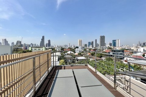 Condo à Watthana, Bangkok, Thaïlande, 3 chambres № 133924 - photo 29