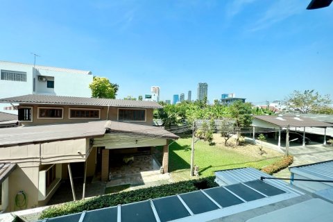 Condo à Watthana, Bangkok, Thaïlande, 3 chambres № 133924 - photo 26