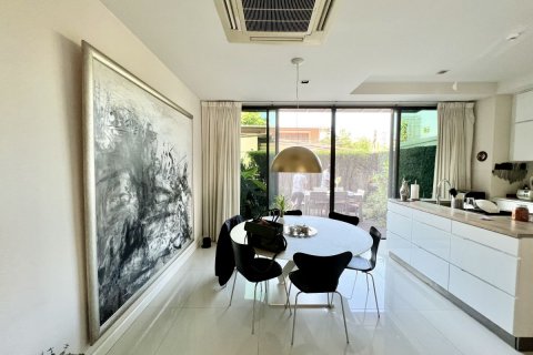 Condo à Watthana, Bangkok, Thaïlande, 3 chambres № 133924 - photo 3