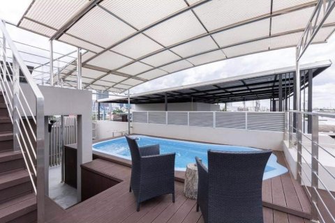 Condo à Watthana, Bangkok, Thaïlande, 3 chambres № 133924 - photo 22