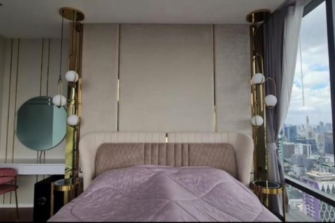 Ático de 2 dormitorios en Sathon, Bangkok, Tailandia № 133920 - foto 17