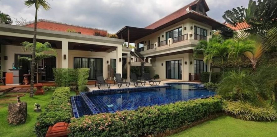 Chalet de 4 dormitorios en Rawai, Tailandia № 133925