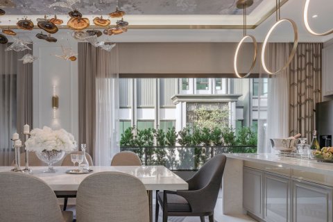 Chalet de 5 dormitorios en Watthana, Bangkok, Tailandia № 133921 - foto 2