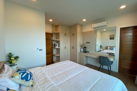 Chalet de 3 dormitorios en Hua Hin, Tailandia № 168307 - foto 18