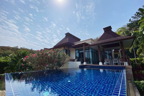 Chalet de 3 dormitorios en Hua Hin, Tailandia № 168274