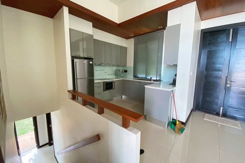 Chalet de 3 dormitorios en Hua Hin, Tailandia № 168274 - foto 13