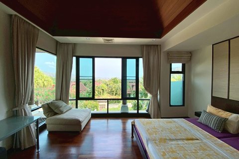Chalet de 3 dormitorios en Hua Hin, Tailandia № 168274 - foto 19