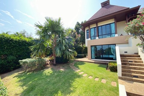 Chalet de 3 dormitorios en Hua Hin, Tailandia № 168274 - foto 6