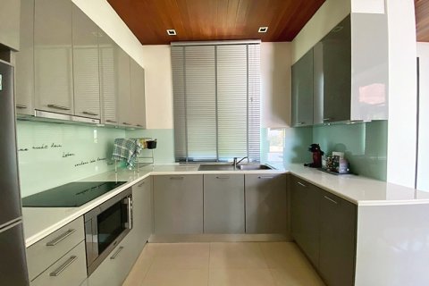 Chalet de 3 dormitorios en Hua Hin, Tailandia № 168274 - foto 14