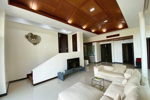 Chalet de 3 dormitorios en Hua Hin, Tailandia № 168274 - foto 11