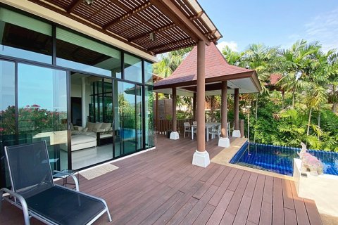 Chalet de 3 dormitorios en Hua Hin, Tailandia № 168274 - foto 7