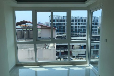 Sobre plano GRAND AVENUE RESIDENCE en Pattaya, Tailandia № 25455 - foto 3