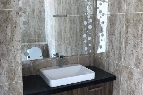 Sobre plano GRAND AVENUE RESIDENCE en Pattaya, Tailandia № 25455 - foto 4