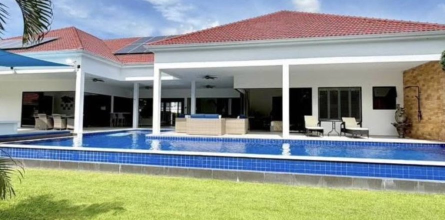 Chalet de 4 dormitorios en Cha-am, Tailandia № 152497