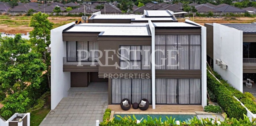 Casa de 4 dormitorios en Pattaya, Tailandia № 233445