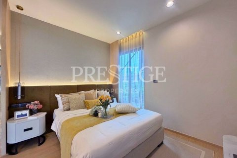 Casa de 4 dormitorios en Pattaya, Tailandia № 233445 - foto 10