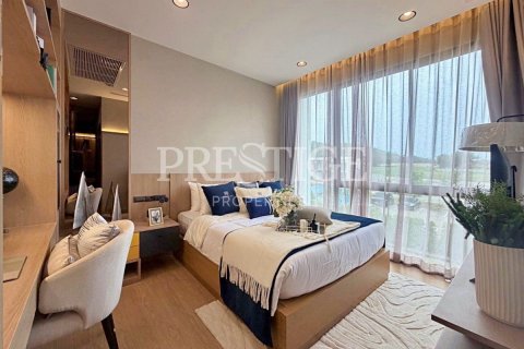 Casa de 4 dormitorios en Pattaya, Tailandia № 233445 - foto 16