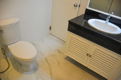 Condominio de 1 dormitorio en Bangkok, Tailandia № 66170 - foto 12