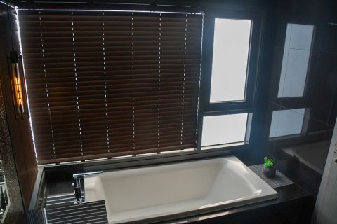 Eigentumswohnung in Bangkok, Thailand, 2 Schlafzimmer № 66166 - Foto 15
