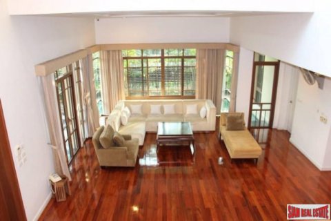 Maison à Bangkok, Thaïlande 4 chambres № 194097 - photo 3