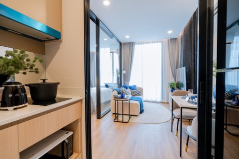 Apartamento de 2 habitaciones en Pattaya, Tailandia № 205873 - foto 2