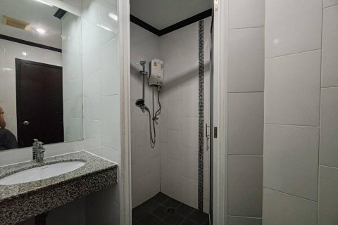 Apartamento de 3 habitaciones en Pattaya, Tailandia № 205871 - foto 19