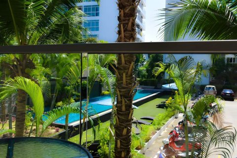 Apartamento de 2 habitaciones en Pattaya, Tailandia № 205869 - foto 13