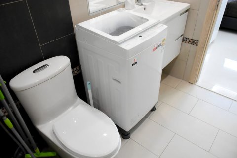 Apartamento de 2 habitaciones en Pattaya, Tailandia № 205869 - foto 11