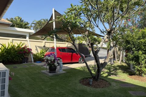 Chalet de 3 dormitorios en Hua Hin, Tailandia № 158114 - foto 18