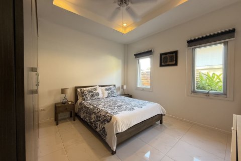 Chalet de 3 dormitorios en Hua Hin, Tailandia № 158114 - foto 10