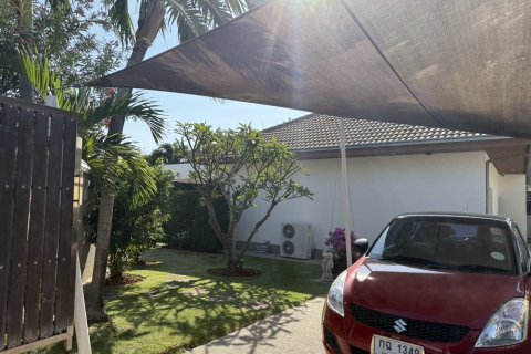 Chalet de 3 dormitorios en Hua Hin, Tailandia № 158114 - foto 14