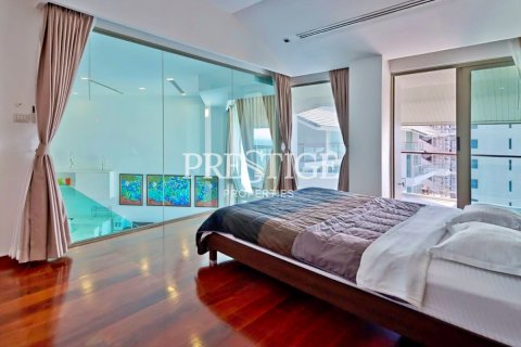 Condo in Pattaya, Thailand, 3 bedrooms № 197923 - photo 9