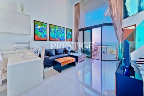 Condo in Pattaya, Thailand, 3 bedrooms № 197923 - photo 2