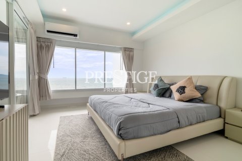 Condo in Pattaya, Thailand, 2 bedrooms  № 197921 - photo 13