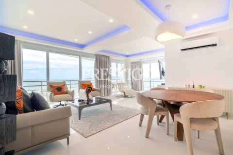 Condo in Pattaya, Thailand, 2 bedrooms  № 197921 - photo 7