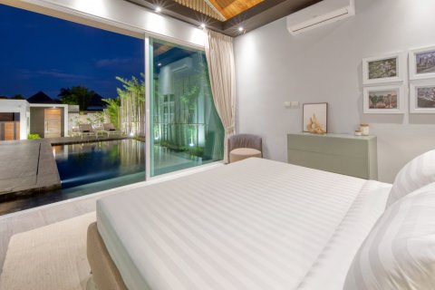 Casa de 3 dormitorios en Rawai, Tailandia № 63294 - foto 21
