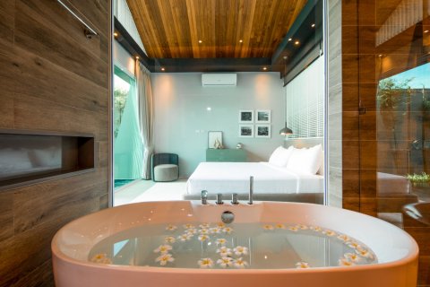 Casa de 3 dormitorios en Rawai, Tailandia № 63294 - foto 16