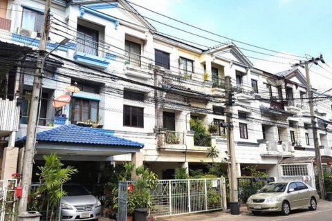 Off-plan Baan Klang Muang Rama 9 - Srinakarin ในกรุงเทพฯ, ประเทศไทย № 63290 - รูปถ่าย 2