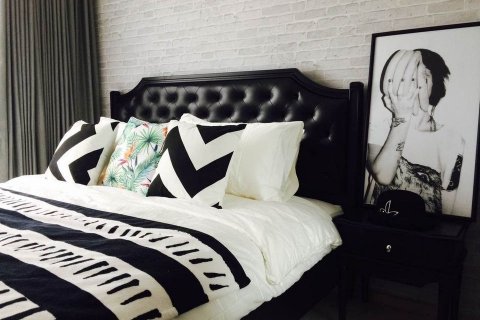 Condo in Bangkok, Thailand, 1 bedroom  № 143281 - photo 2