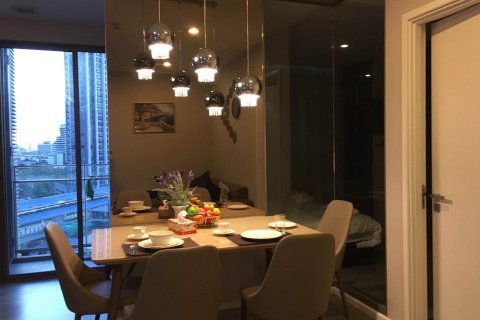 Condominio de 1 dormitorio en Phra Khanong, Bangkok, Tailandia № 143280 - foto 4