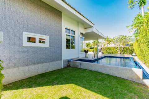 Villa in Hua Hin, Thailand 3 bedrooms № 116704
