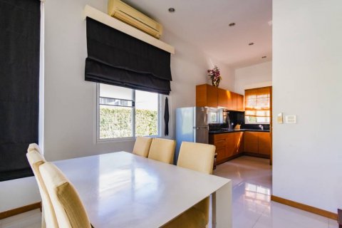 Chalet de 3 dormitorios en Hua Hin, Tailandia № 116704 - foto 7