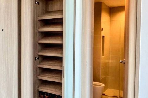 Condominio de 1 dormitorio en Bang Na, Bangkok, Tailandia № 116703 - foto 10