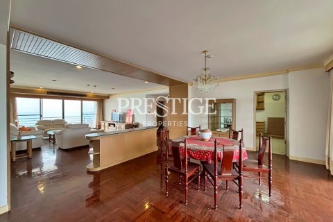 Condo in Pattaya, Thailand, 3 bedrooms  № 198100 - photo 8