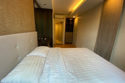 Estudio en el condominio en Khlong Toei, Bangkok, Tailandia № 167892 - foto 3